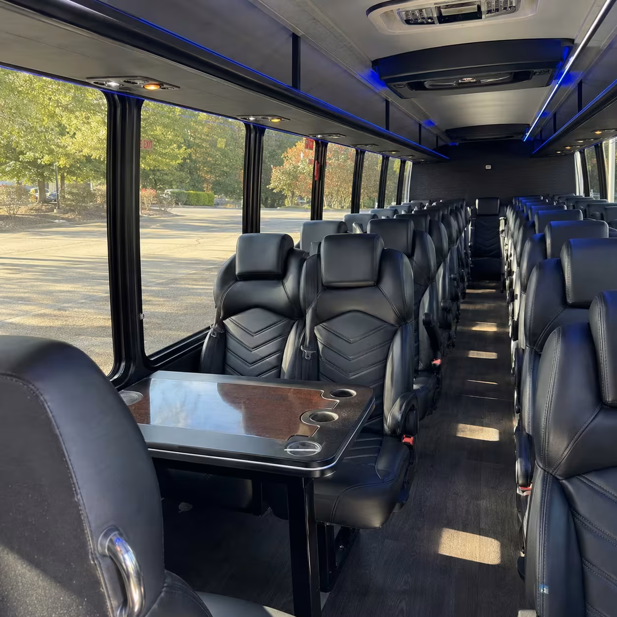 tracy minibus rentals to adventist health arena in stockton